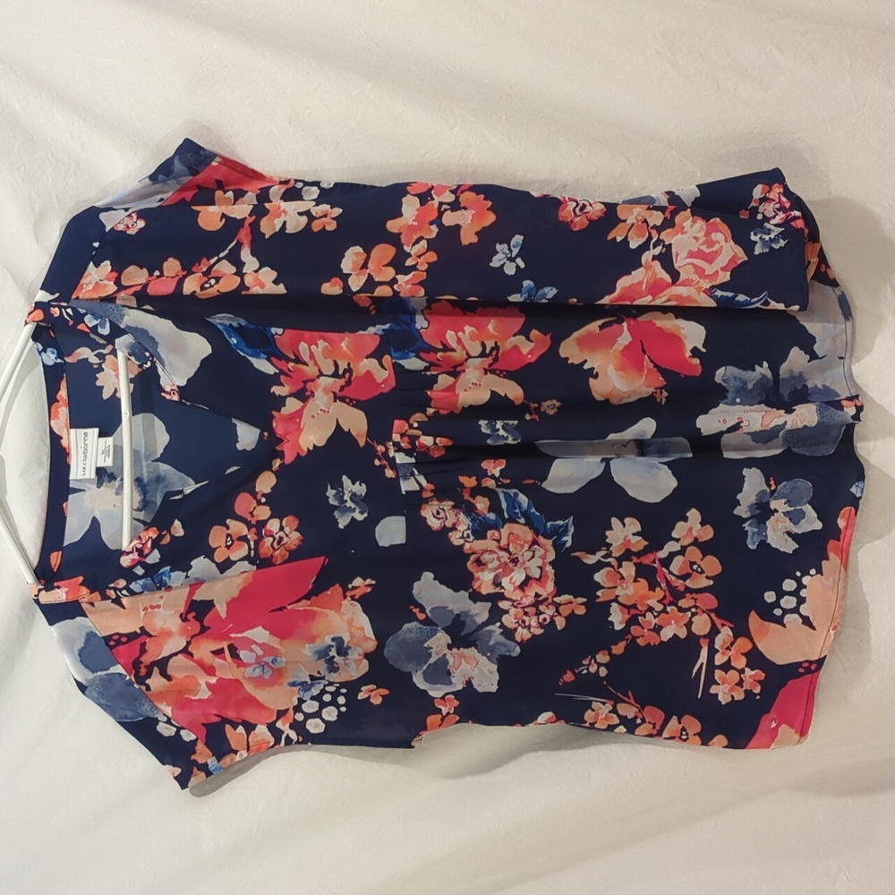 Liz Claiborne | Navy Floral Crepe Top Cap Sleeves Pull Over Shirt Tail Hem | XL
